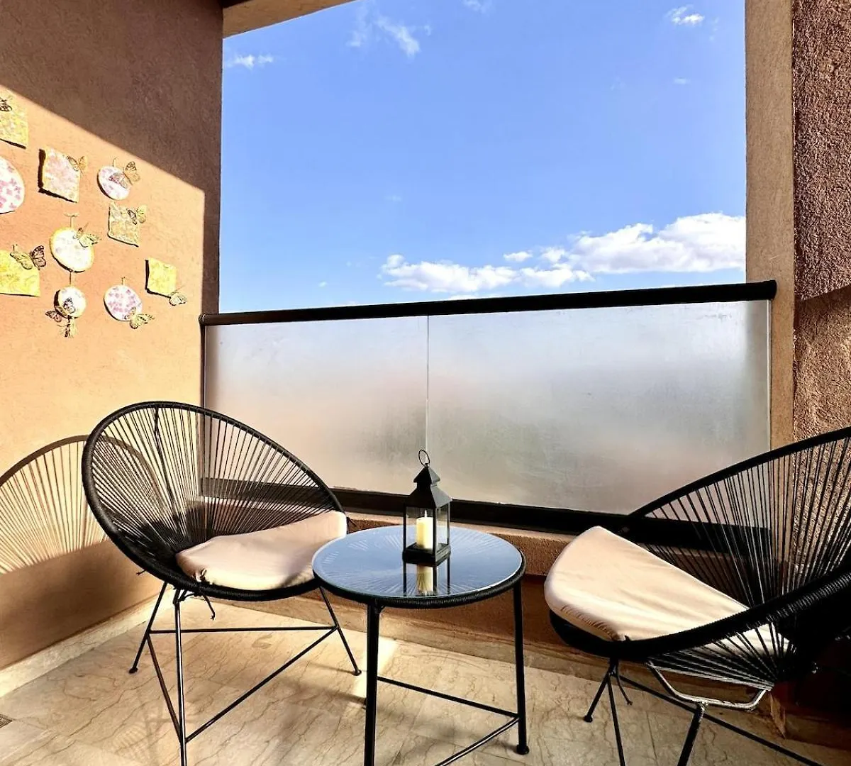 Appart Central Epure Confort Clim Et Parking Marrakesh Apartment