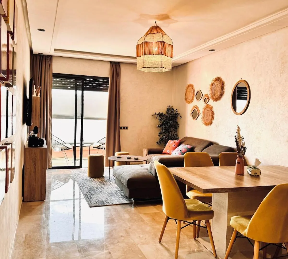 Appart Central Epure Confort Clim Et Parking Marrakesh 0*,